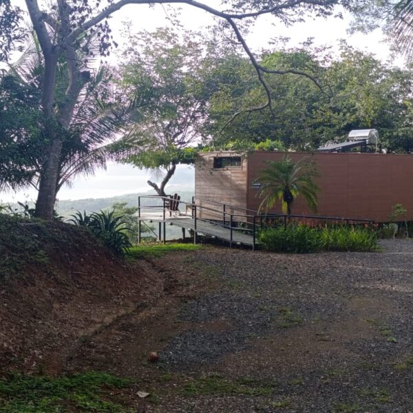 3 Container 1 and view